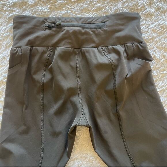 Lululemon Pace Rival Crop *22"Dark Olive Size 4 - Picture 8 of 10